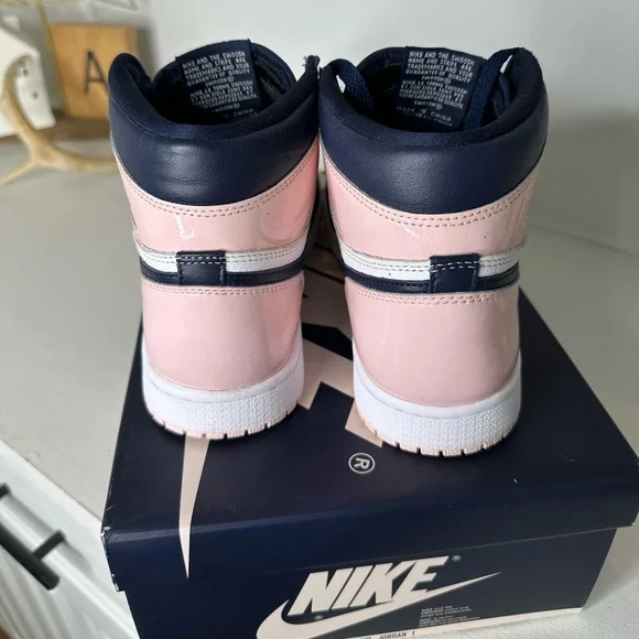 Nike Air Jordan 1 Retro High OG "Atmosphere" (Bubblegum) - Women's 9 - Picture 5 of 10
